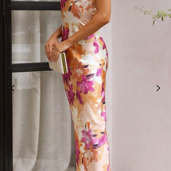 TOPERTH BOUTIQUE STRAPLESS FLORAL DRESS - Picture 2 of 10